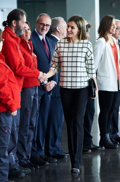 La-reine-Letizia-d-Espagne-a-Albacete-le-9-mai-2016.jpg