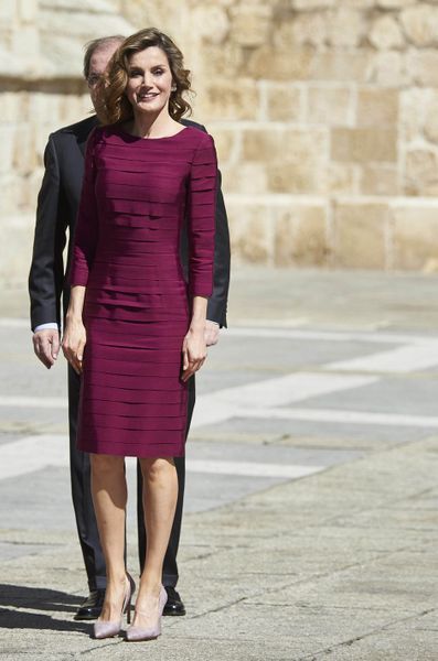 La-reine-Letizia-d-Espagne-a-Palencia-le-1er-juin-2016.jpg
