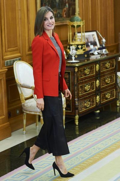 La-reine-Letizia-d-Espagne-au-palais-de-la-Zarzuela-a-Madrid-le-13-avril-2016.jpg