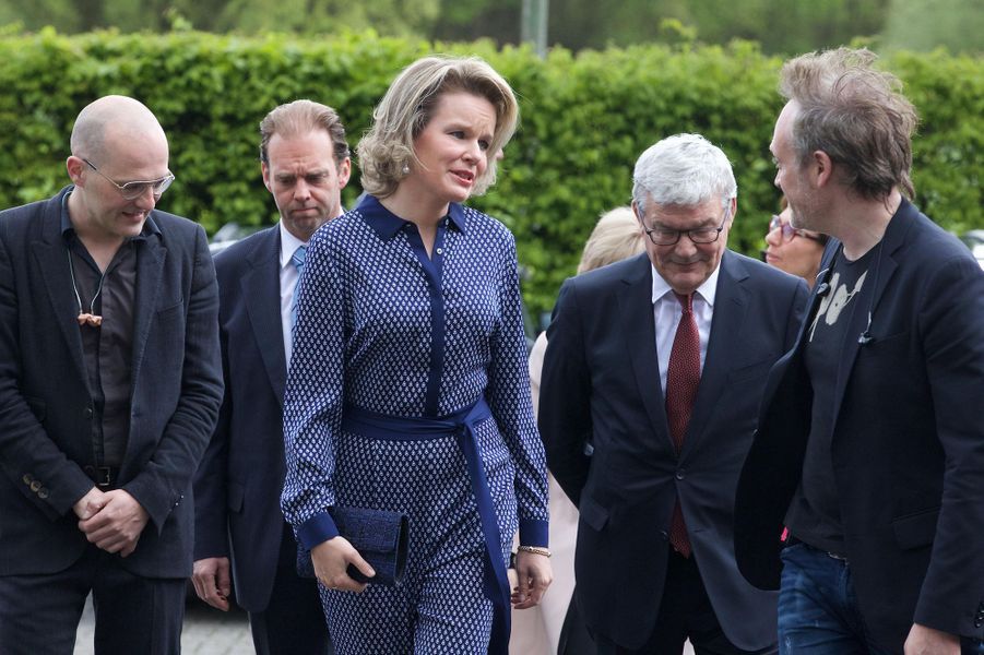 La-reine-Mathilde-de-Belgique-a-Aarschot-le-24-avril-2016.jpg
