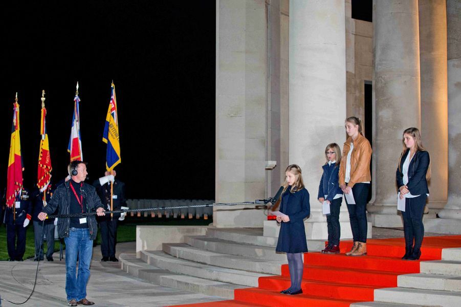 La-princesse-Elisabeth-de-Belgique-fait-son-premier-discours-officiel-le-17-octobre-2014.jpg
