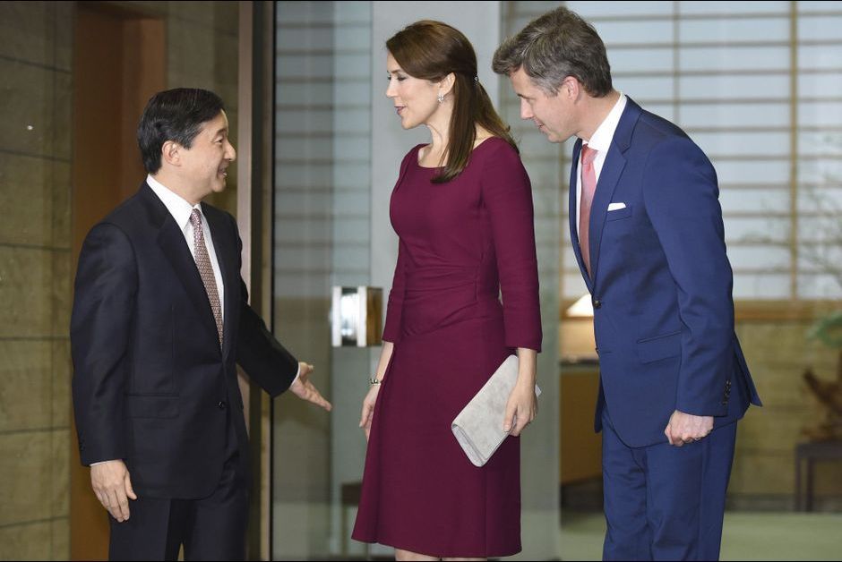 La-princesse-Mary-et-le-prince-Frederik-avec-le-prince-Naruhito-du-Japon-a-Tokyo-le-28-mars-2015.jpg