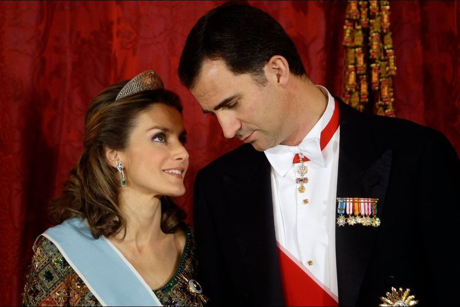 Letizia-alors-princesse-des-Asturies-avec-le-prince-Felipe-le-9-fevrier-2009.jpg
