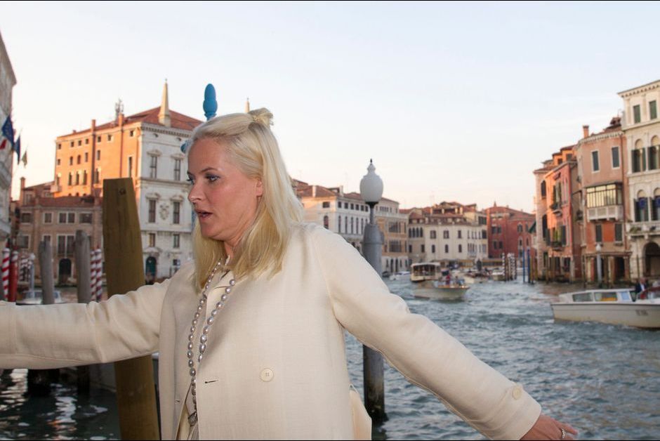 La-princesse-Mette-Marit-de-Norvege-a-Venise-le-6-mai-2015.jpg