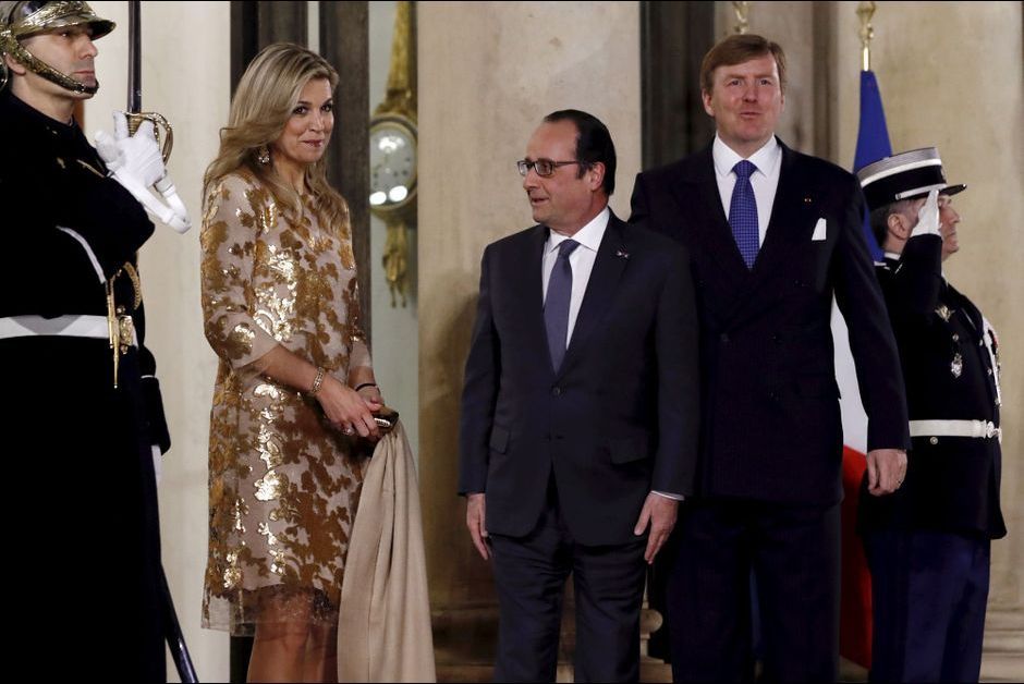 La-reine-Maxima-et-le-roi-Willem-Alexander-des-Pays-Bas-avec-Francois-Hollande-a-l-Elysee-a-Paris-le-10-mars-2016.jpg