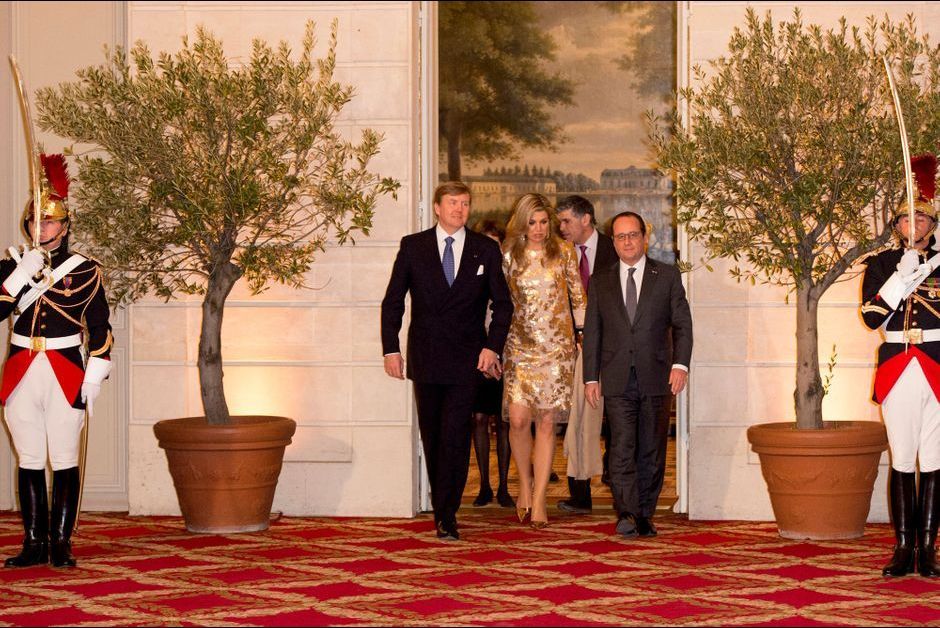 La-reine-Maxima-et-le-roi-Willem-Alexander-des-Pays-Bas-avec-Francois-Hollande-a-l-Elysee-a-Paris-le-10-mars-2016.jpg