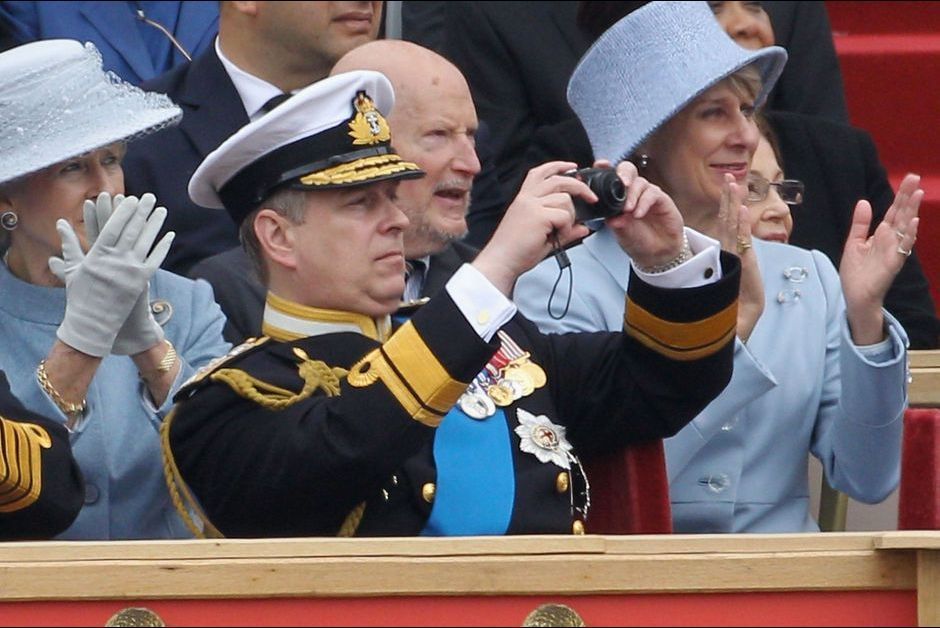Le-prince-Andrew-a-une-parade-militaire-en-2012.jpg